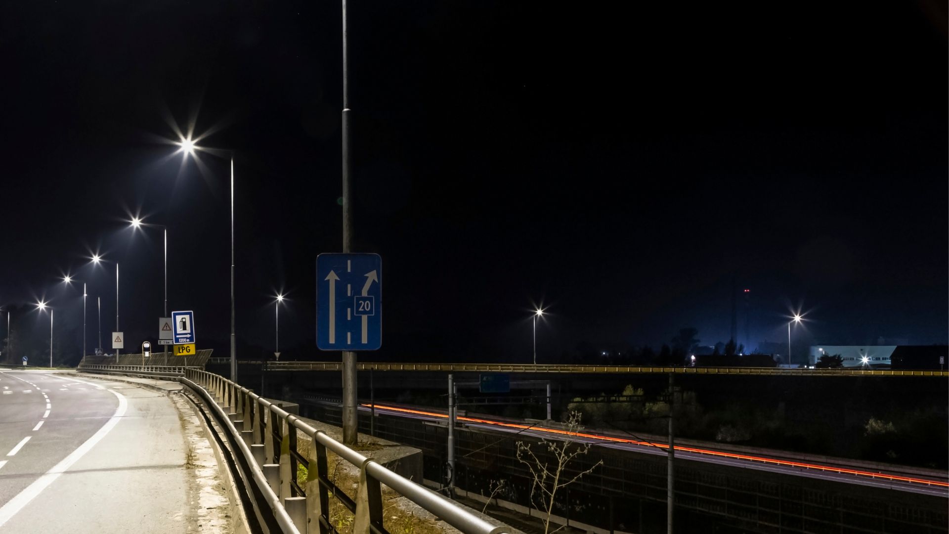 Cohasset y LEOTEK: Un Caso de Éxito en Iluminación Sostenible con GreenCobra ComfortView™