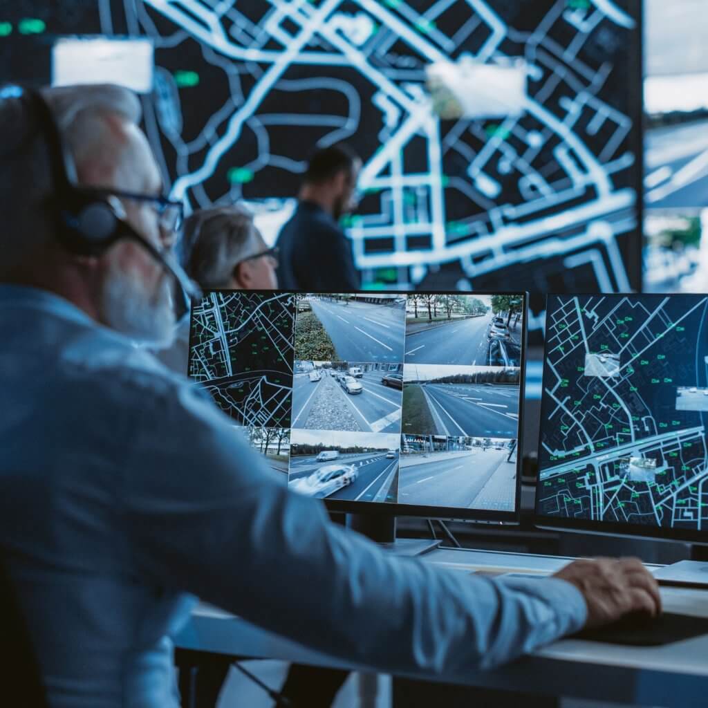 From Pain Points to Real Solutions The Pain: Disconnected, Costly, and Hard to Manage Heavy, old fixtures require two-person teams and risky lifts. Blind troubleshooting wastes time—technicians chase outages with no real data. Legacy systems mean missed faults, delayed service, and frustrated customers. New compliance and ESG demands add stress to already stretched teams.